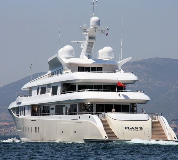 motor yacht plan b 73m